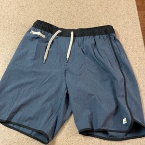Vuori Banks Short, size Medium